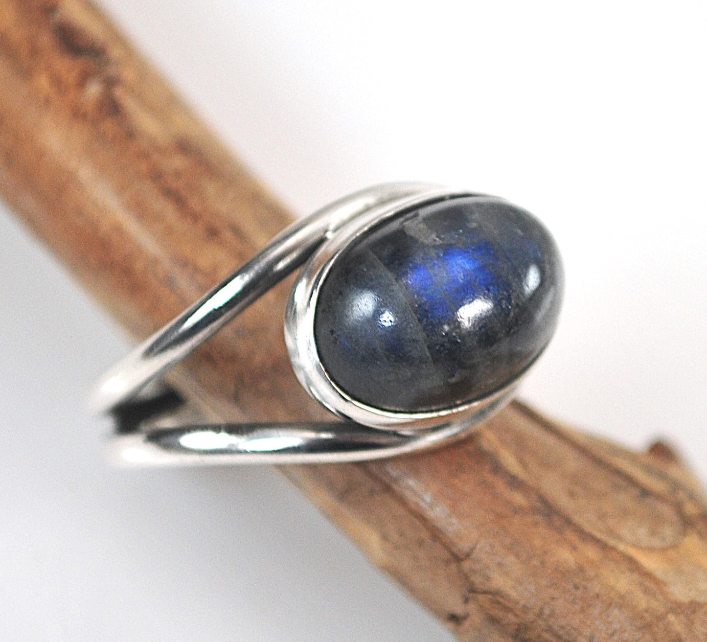 Labradorite Sterling Silver Ring
