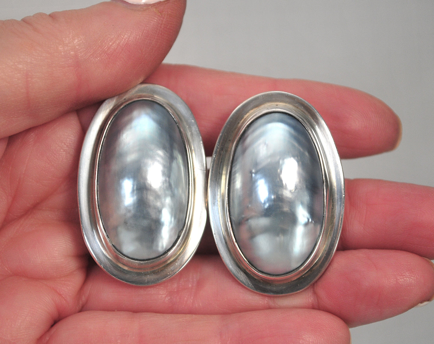 NOT AVAILABLE - Reserved for T - Gunn Trigère Large Sterling Silver Pearl Clip On Earrings