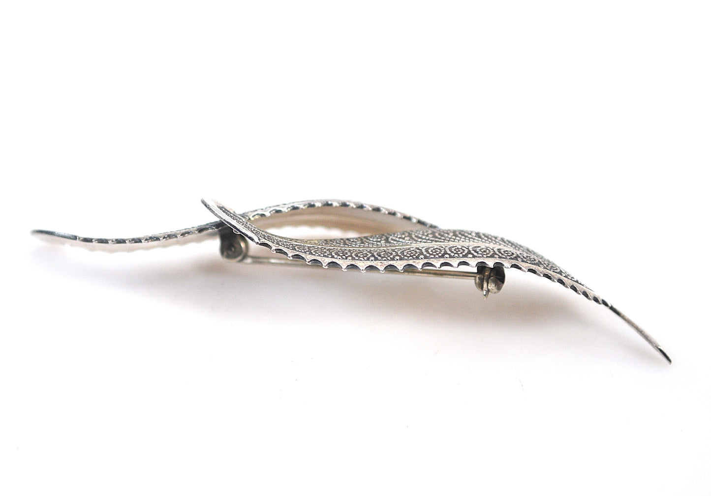 Beau Sterling Silver Leaf Brooch