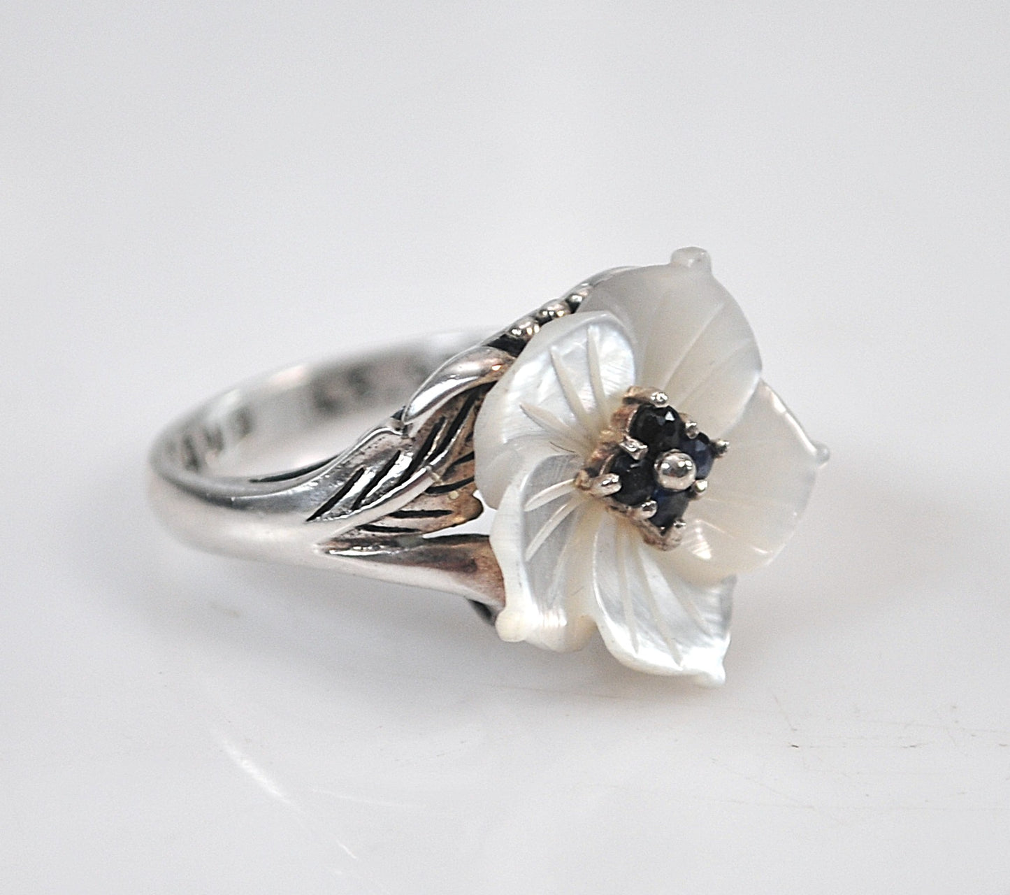 Lee Sands Sterling Silver Mother of Pearl Sapphire Flower Ring