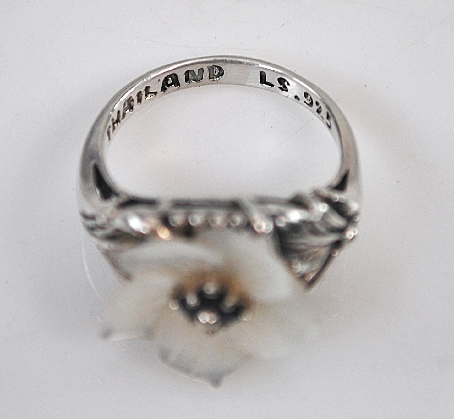 Lee Sands Sterling Silver Mother of Pearl Sapphire Flower Ring