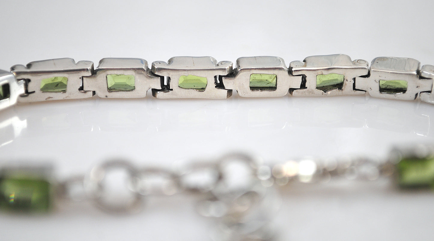 Sterling Silver Peridot Link Tennis Bracelet