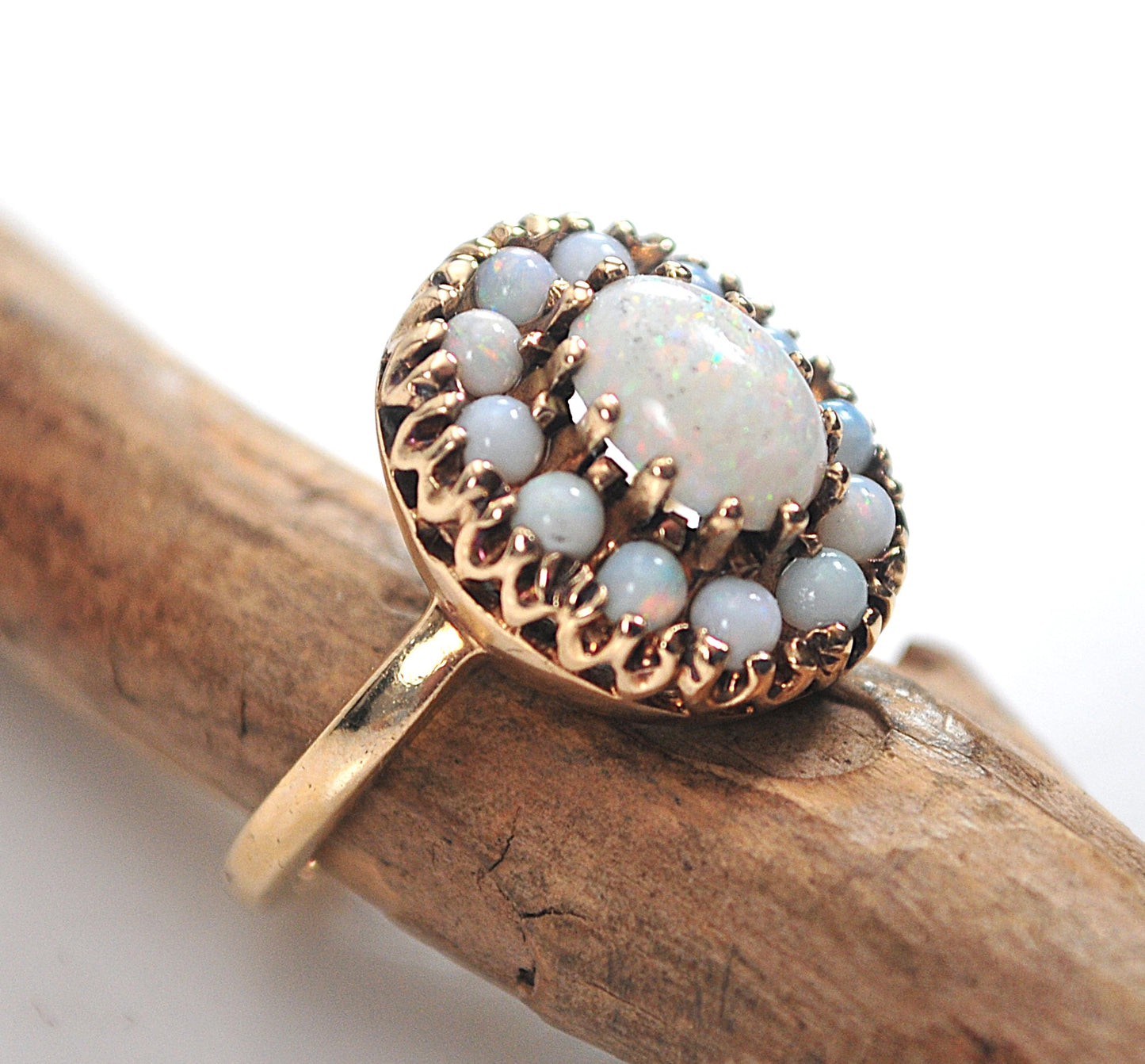 Antique 10K Gold Opal Ring