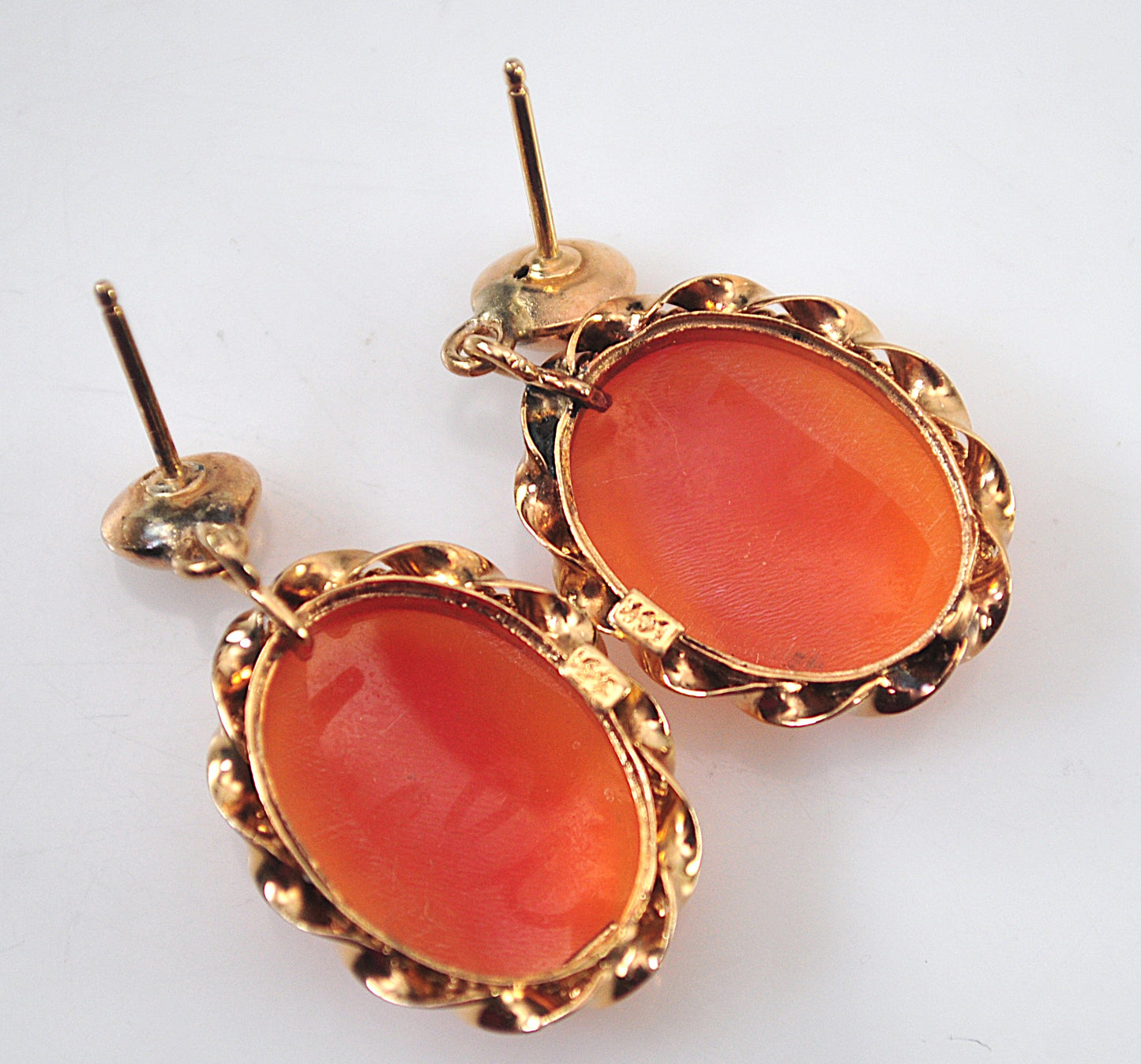 Vintage 14K Gold Carved Cameo Earrings
