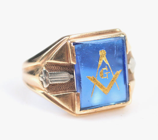 Vintage 10K Gold Masonic Ring