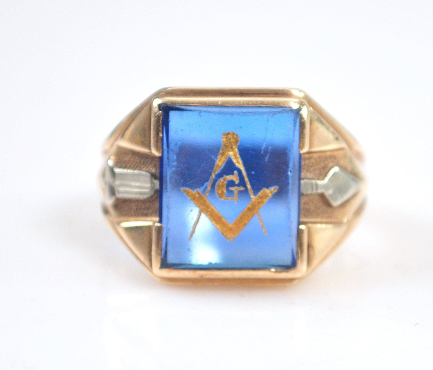 Vintage 10K Gold Masonic Ring