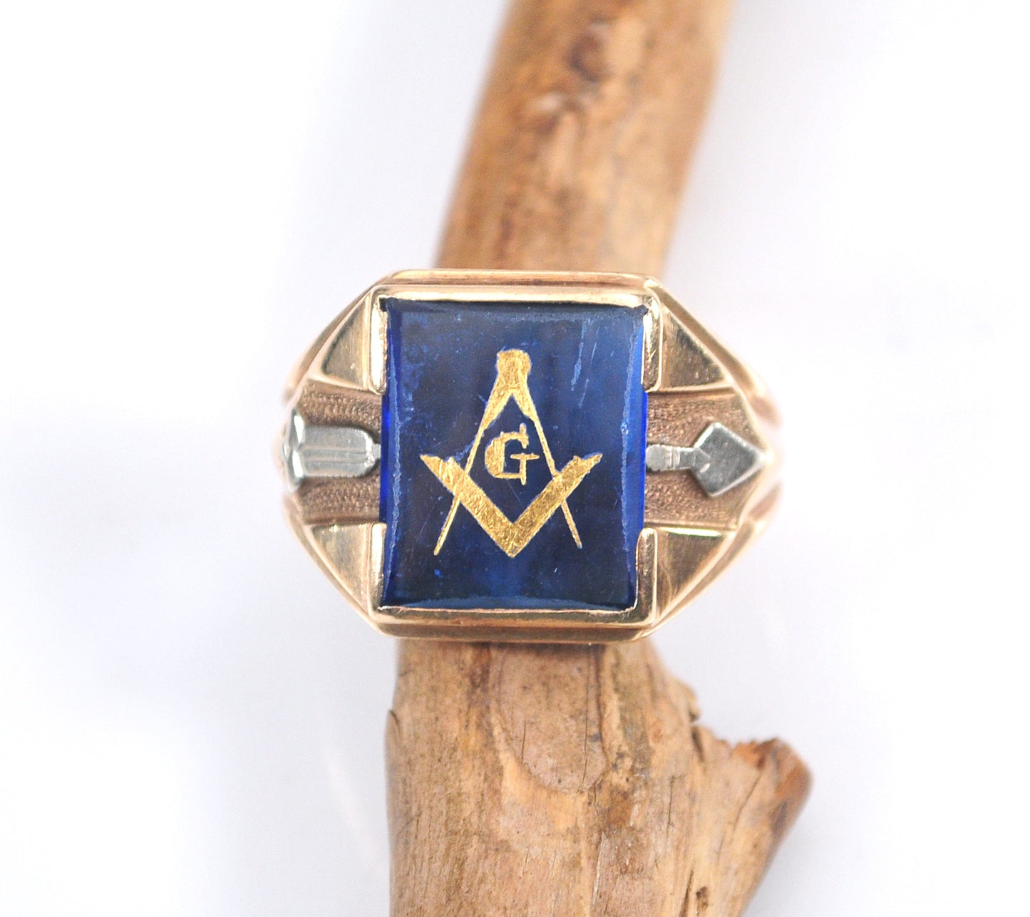 Vintage 10K Gold Masonic Ring
