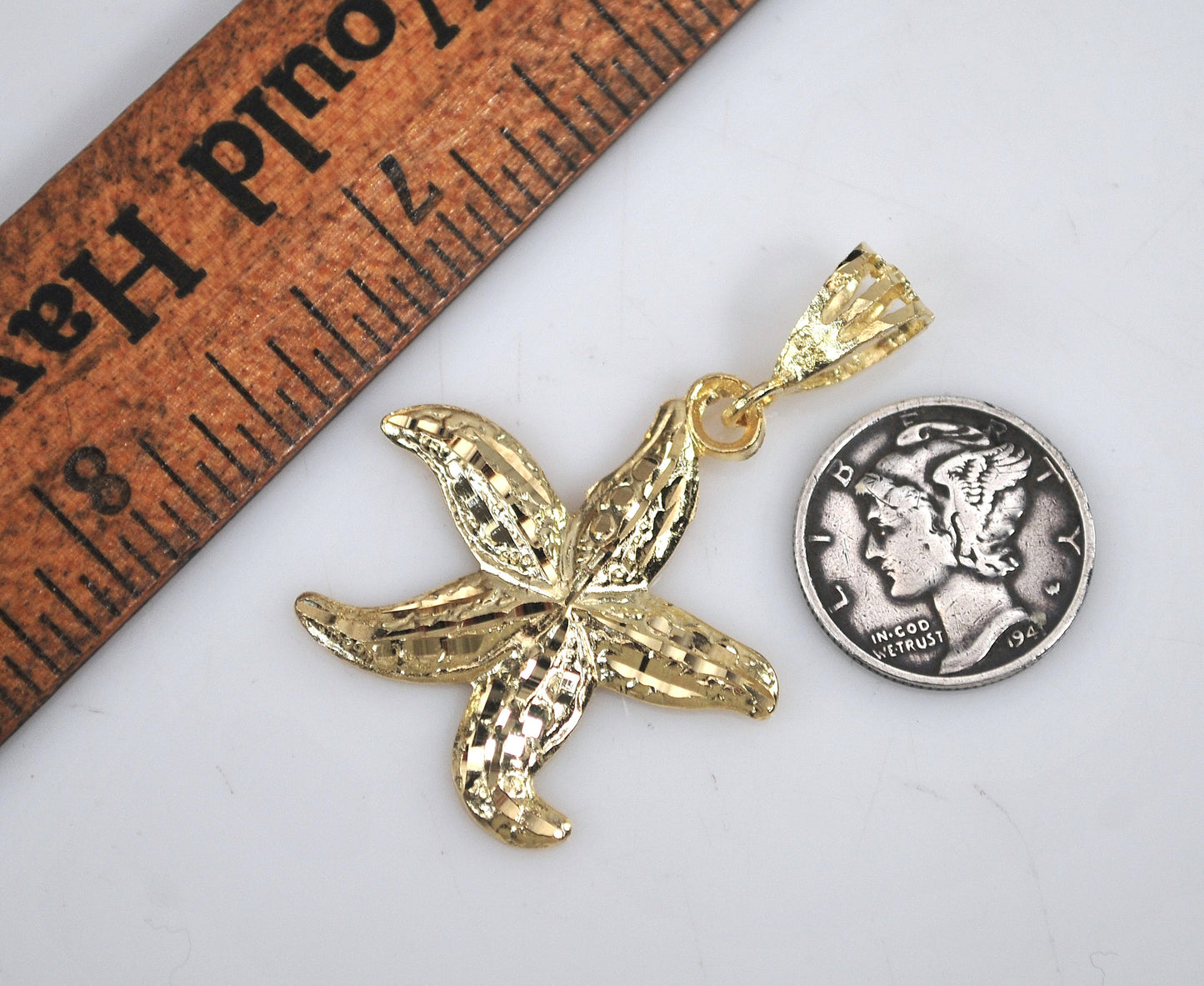 14K Gold Starfish Pendant