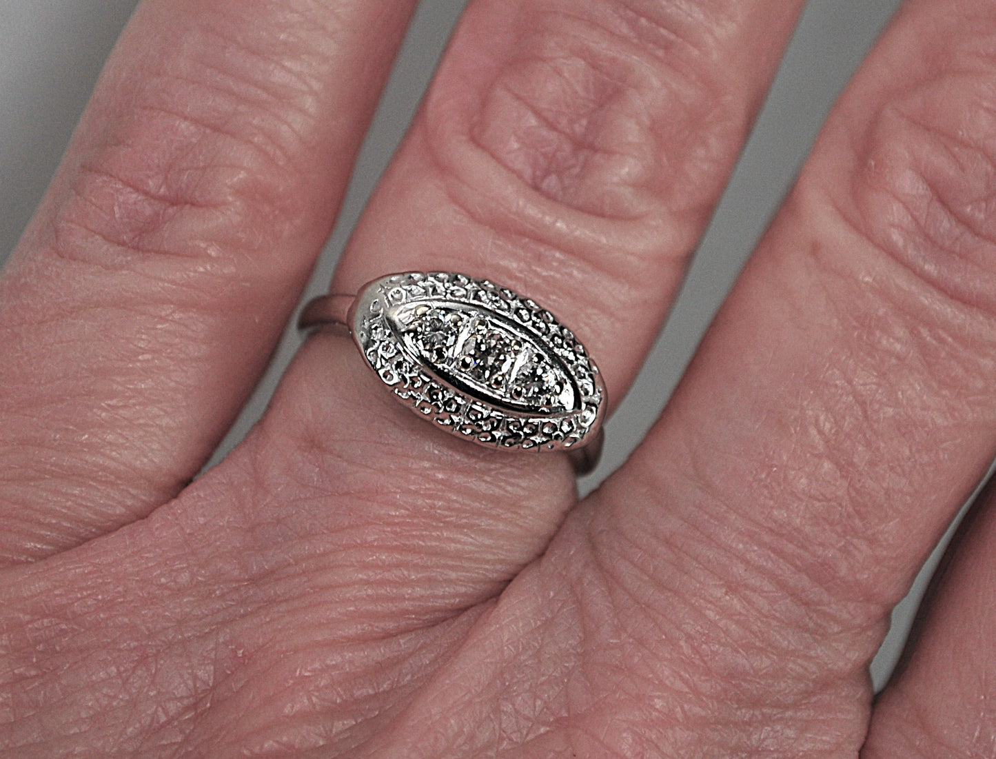 Vintage 14K White Gold Diamond Ring