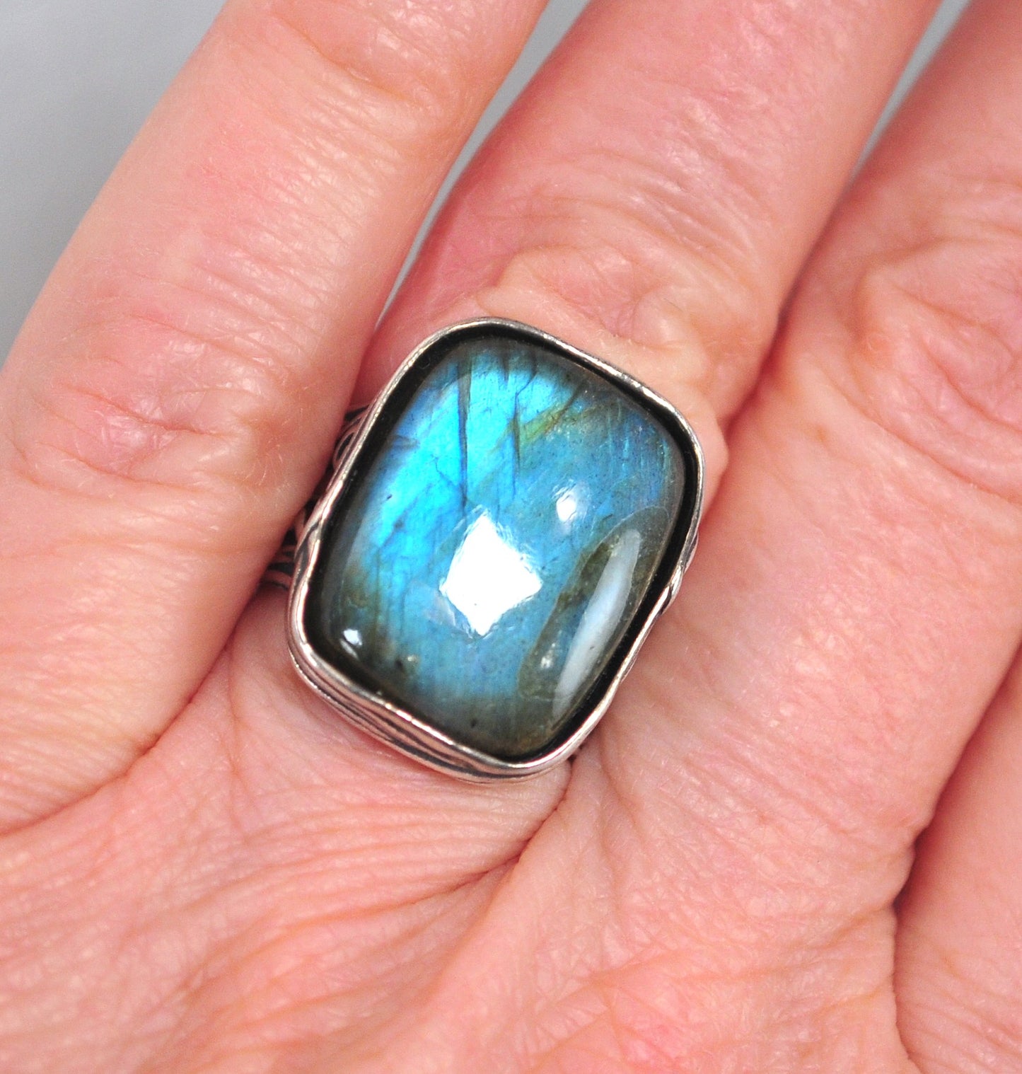 Or PAZ Sterling Silver Labradorite Ring