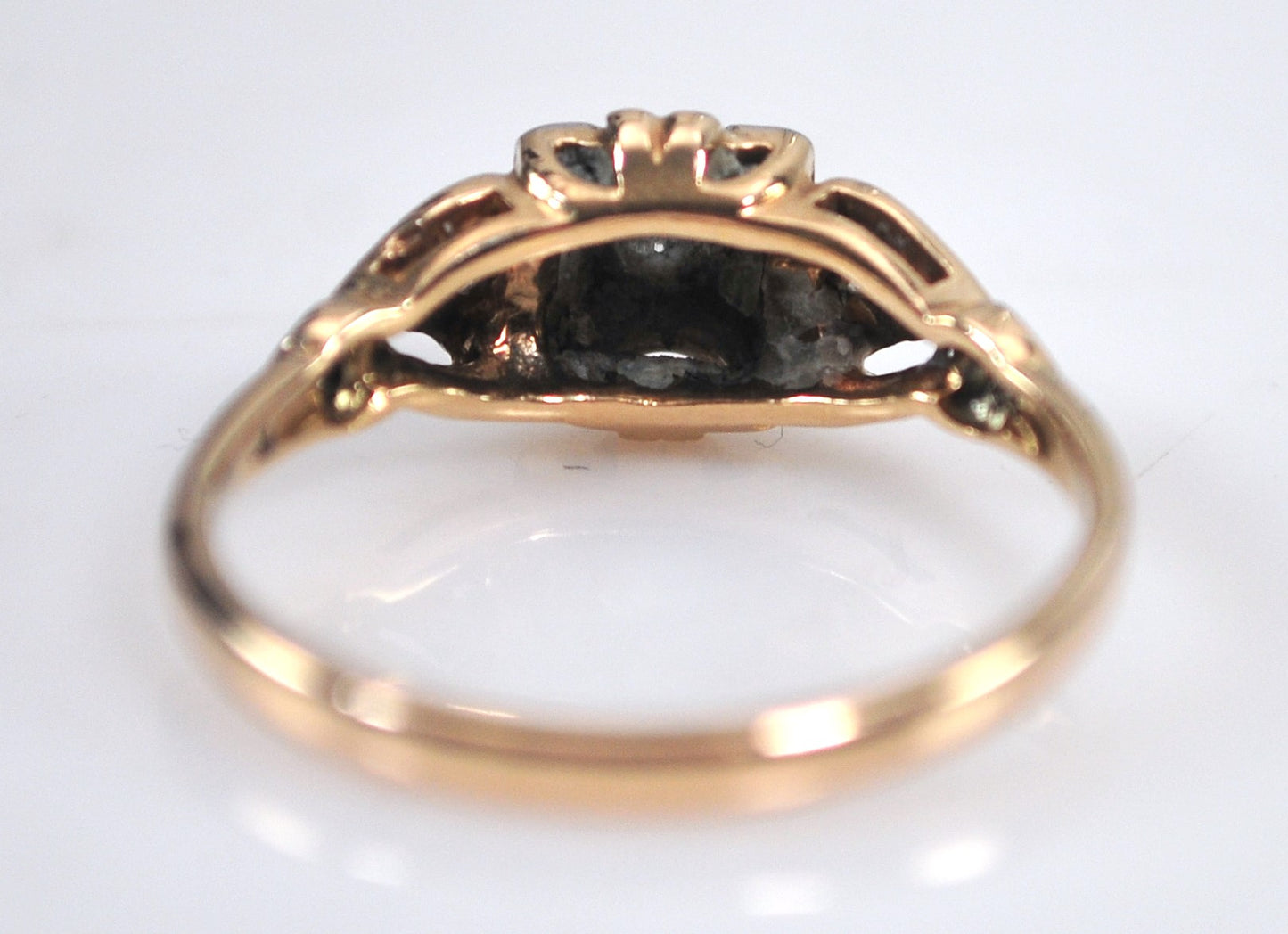 Antique 14K Gold Diamond Ring