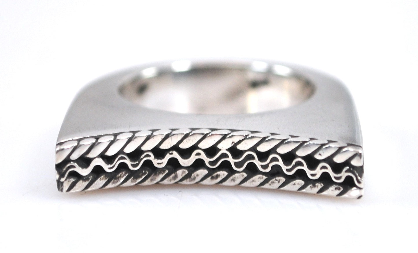 GeoArt 925 Sterling Silver Concave Ring