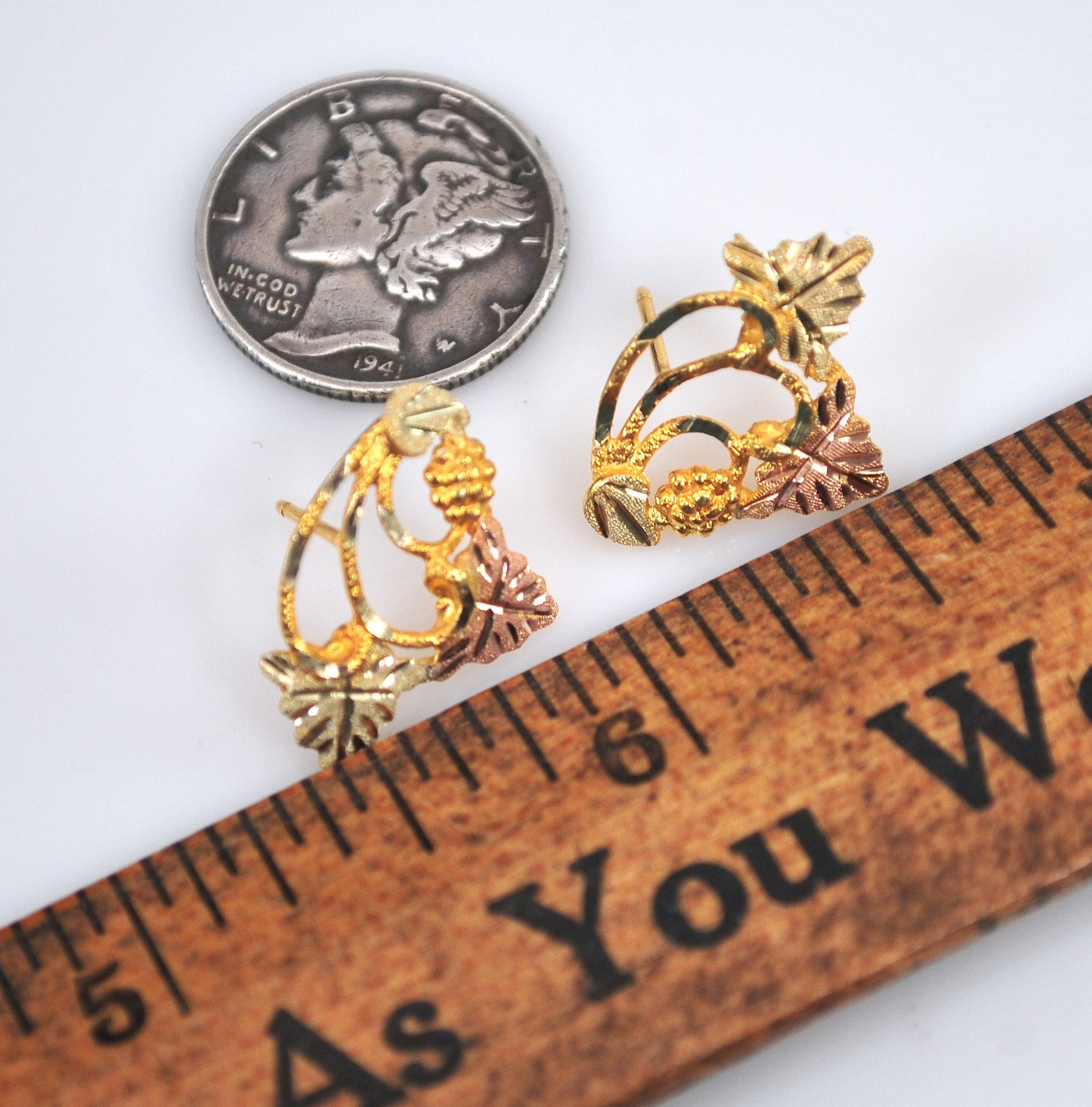 10K Gold Grape Leaf Earrings
