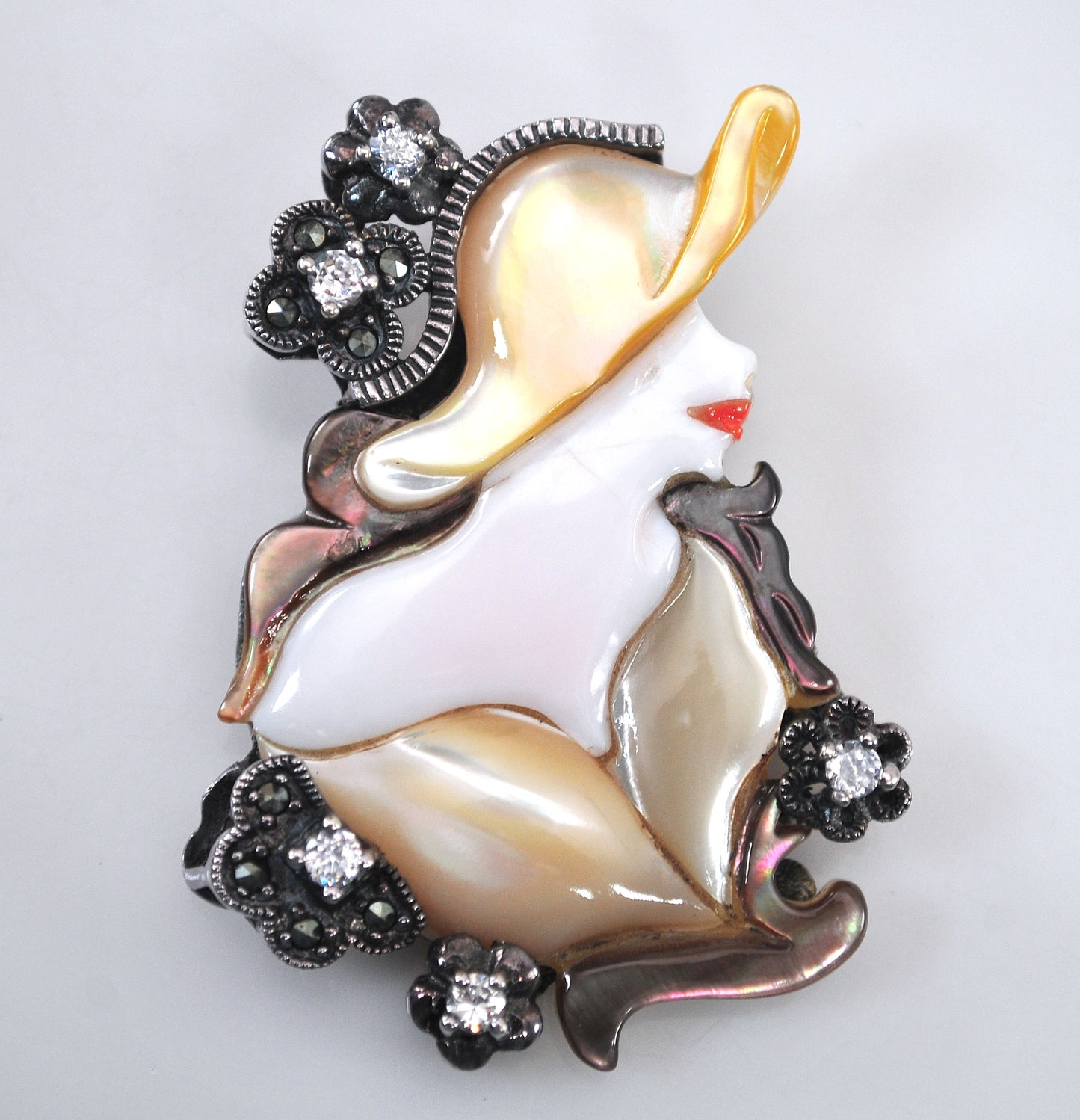 Vintage Sterling Silver Art Deco Style Lady Brooch