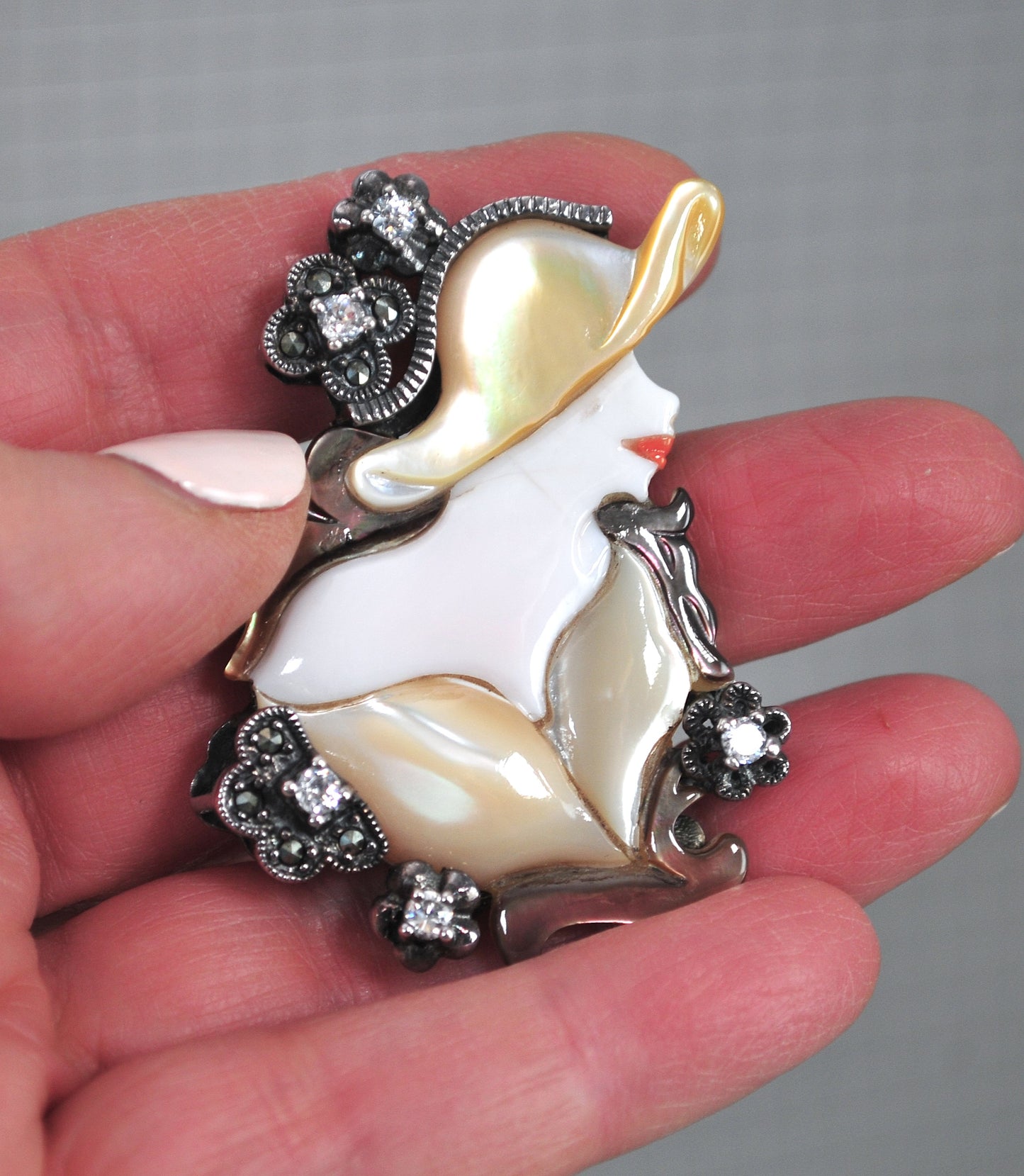 Vintage Sterling Silver Art Deco Style Lady Brooch