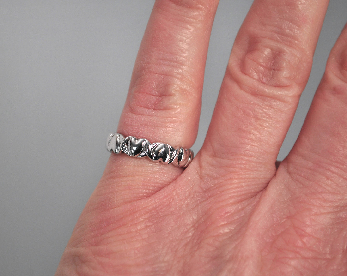 Vintage Sterling Heart Band Ring