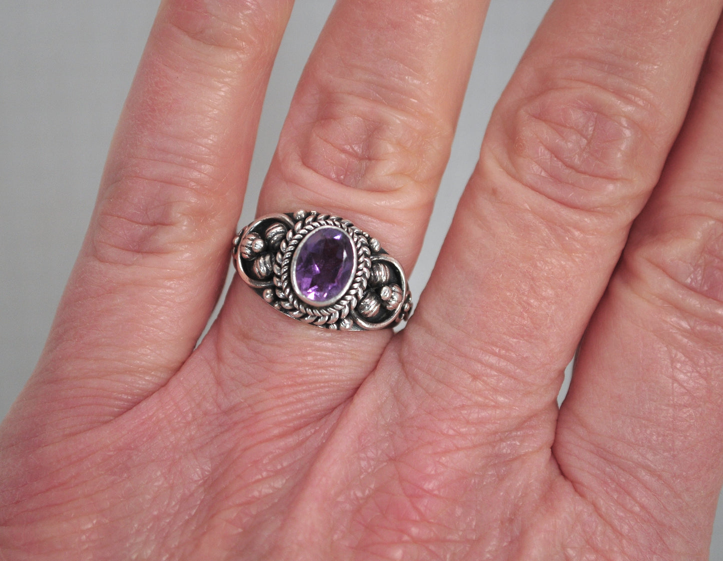 Suarti Sterling Silver Amethyst Ring