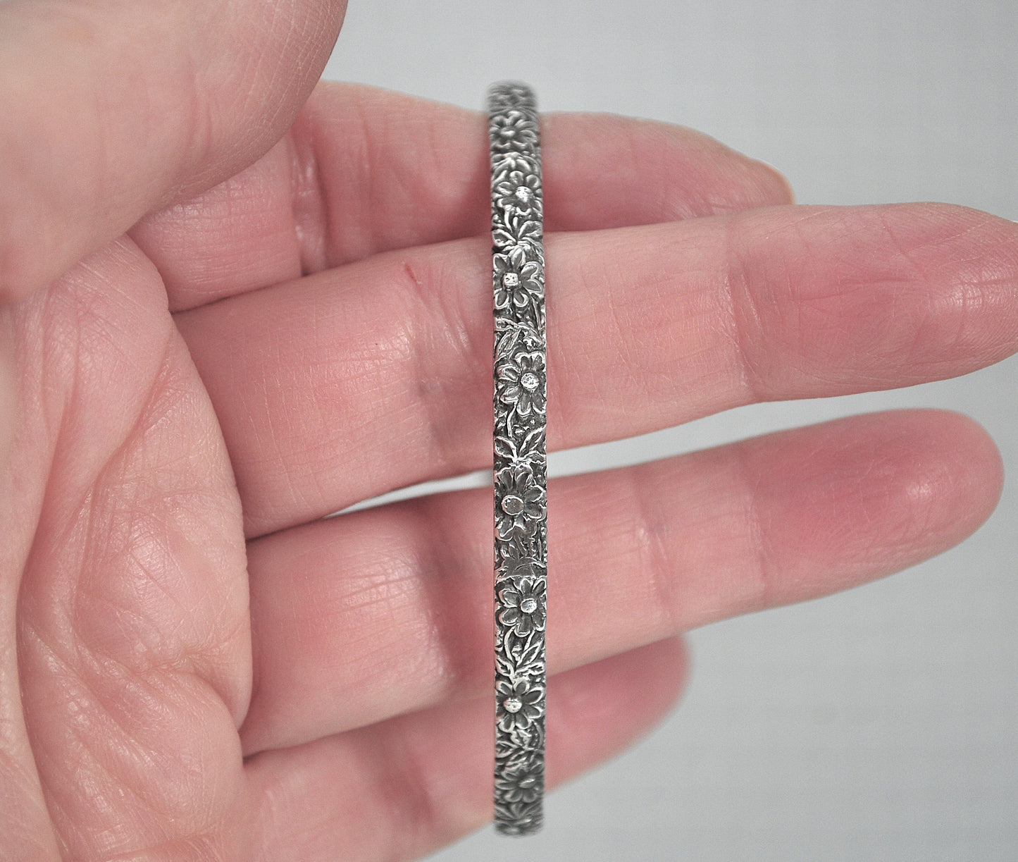 Narrow Vintage Sterling Silver Floral Bangle Bracelet