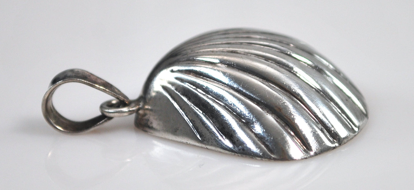 Puffed Sterling Silver Seashell Pendant