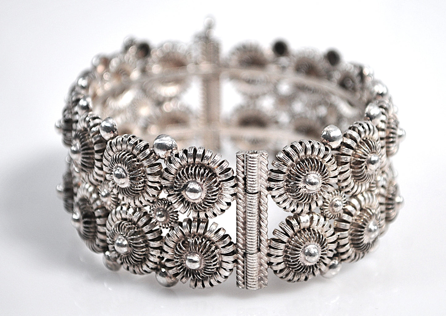 Signed Vintage Sterling Silver Filagree Bangle Bracelet