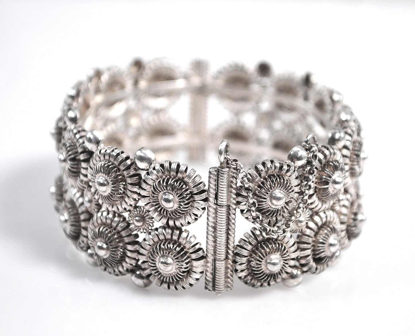 Signed Vintage Sterling Silver Filagree Bangle Bracelet