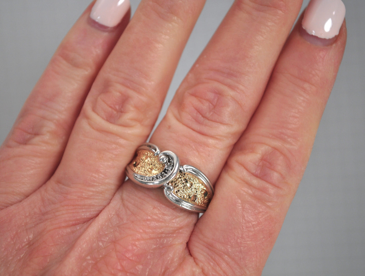 Two Tone Sterling Silver Footprints in the Sand Ring