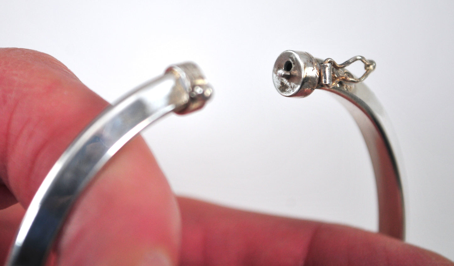 Sterling Silver Hollow Spring Hinge Bangle Bracelet