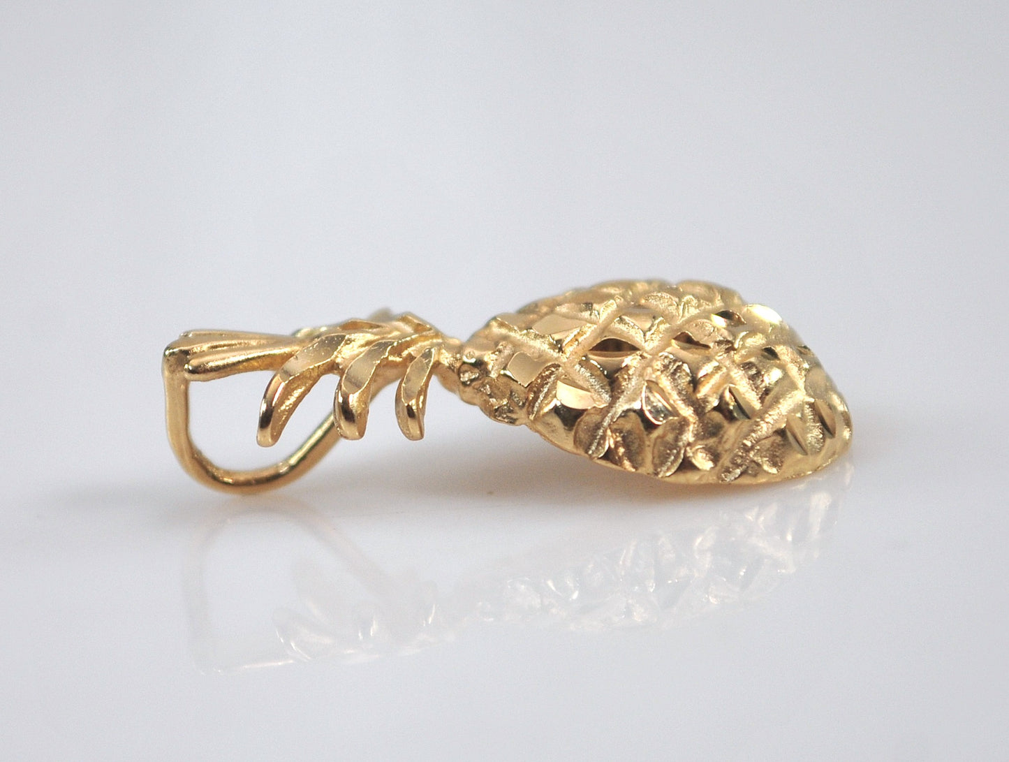 Michael Anthony 14K Gold Pineapple Pendant