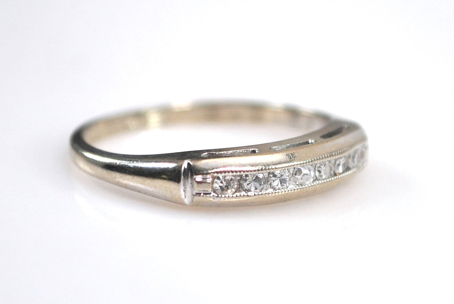 Vintage 14K White Gold Diamond Band Ring