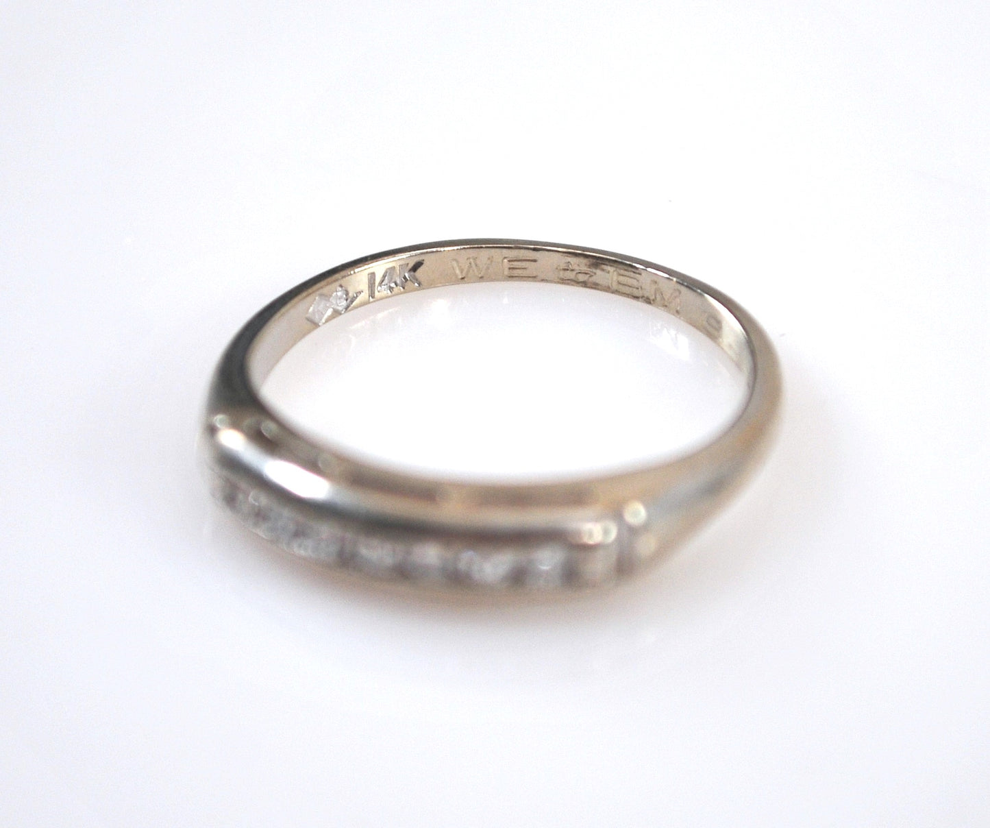 Vintage 14K White Gold Diamond Band Ring