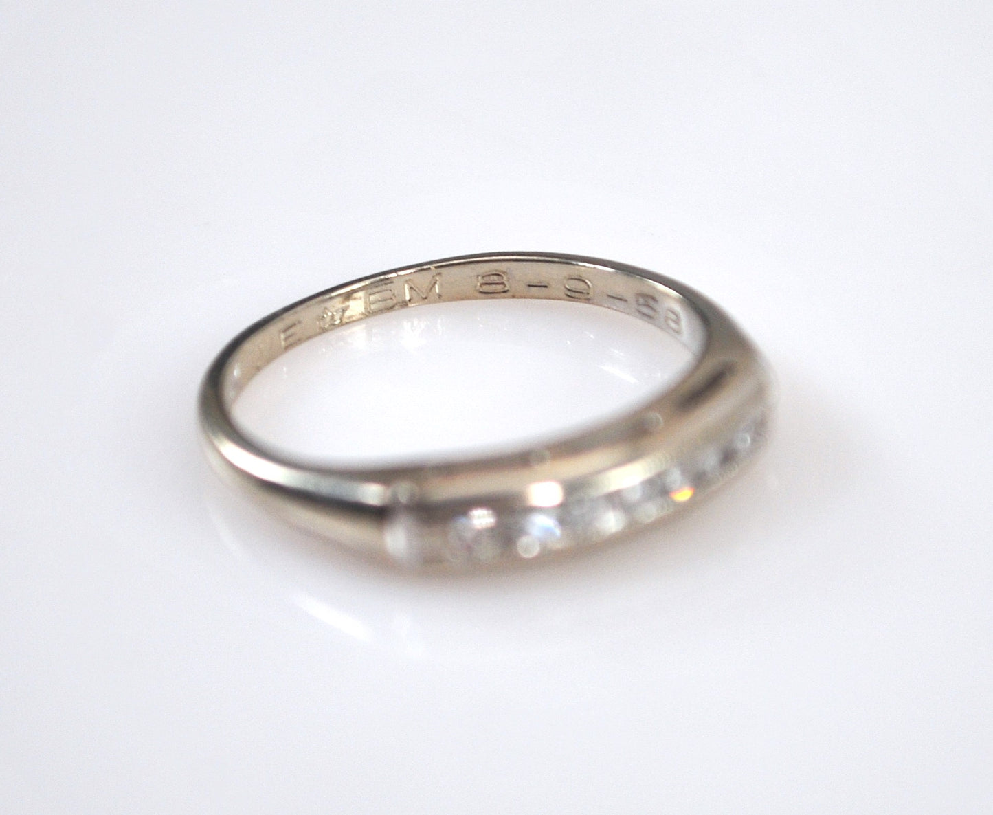 Vintage 14K White Gold Diamond Band Ring