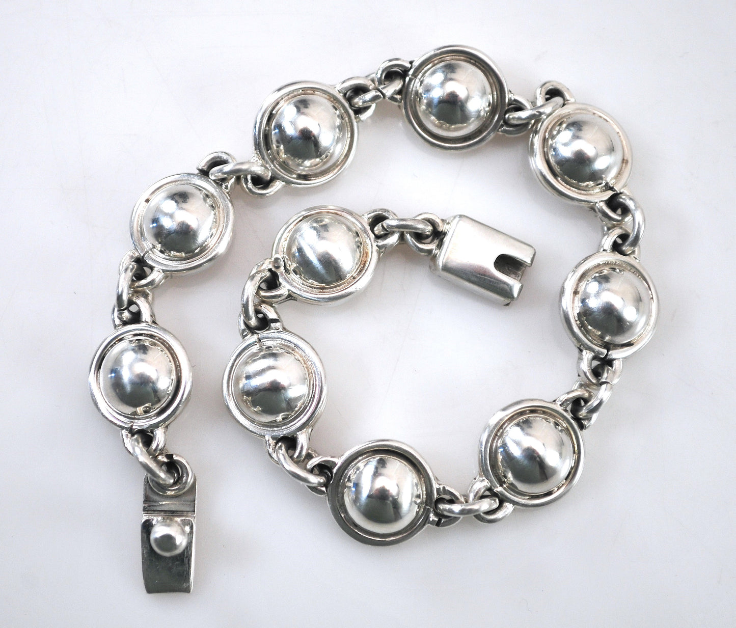Sterling Silver Dome Circle Bracelet
