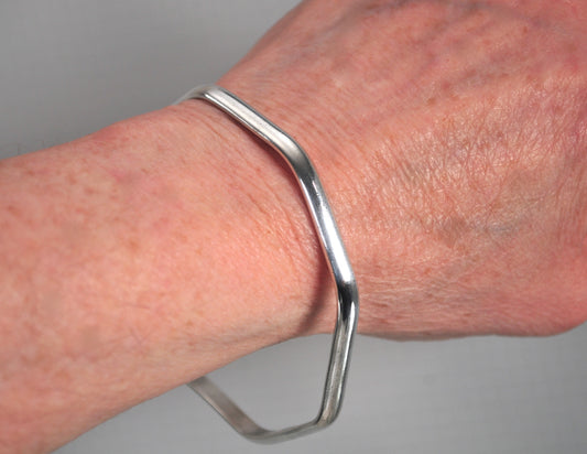 Vintage Octagonal Solid Sterling Silver Bangle Bracelet