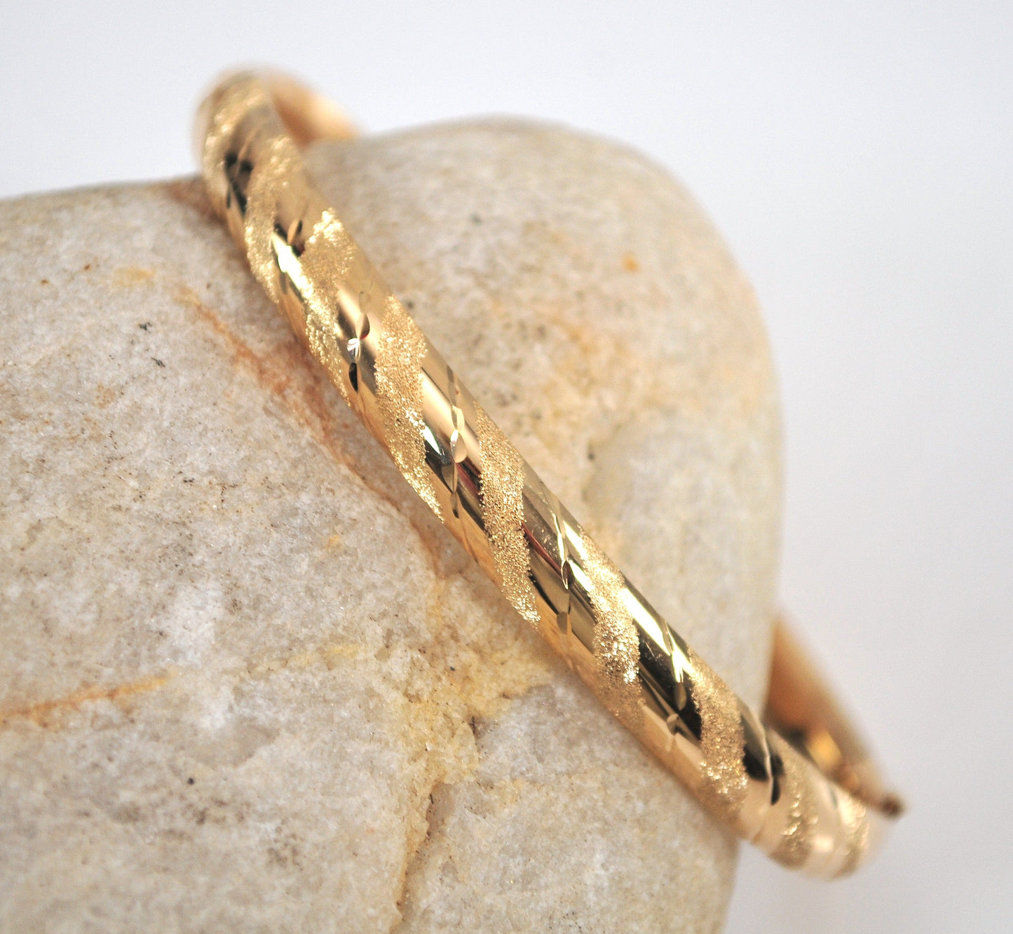 Signed 14K Gold Bangle Bracelet