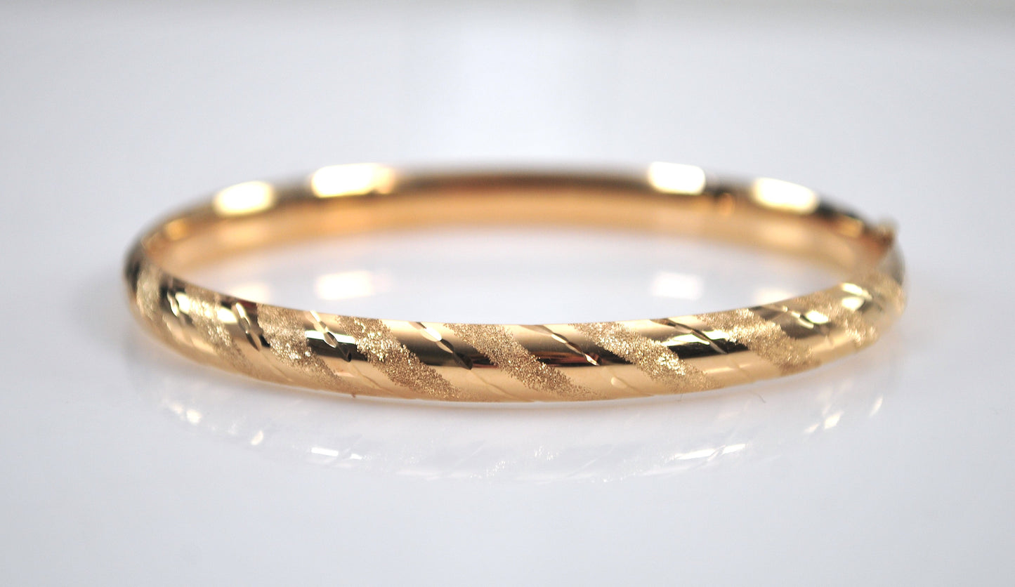 Signed 14K Gold Bangle Bracelet