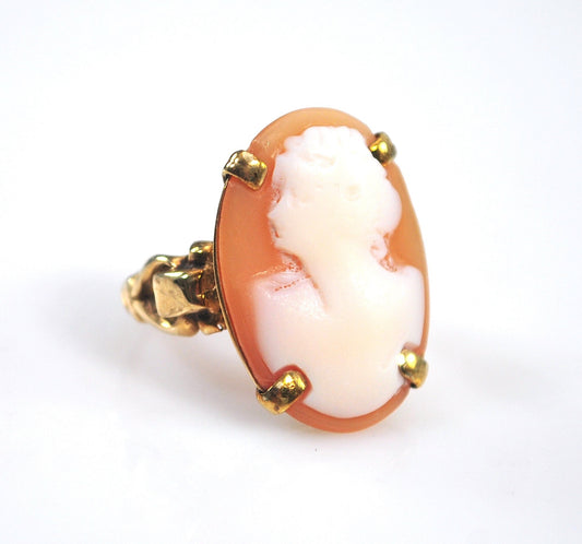 Vintage 14K Gold Carved Shell Cameo Ring, Size 4 1/2