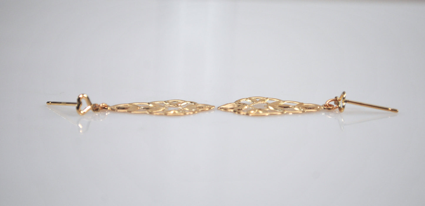 LIGHTWEIGHT Signed 14K Gold Filagree Earrings
