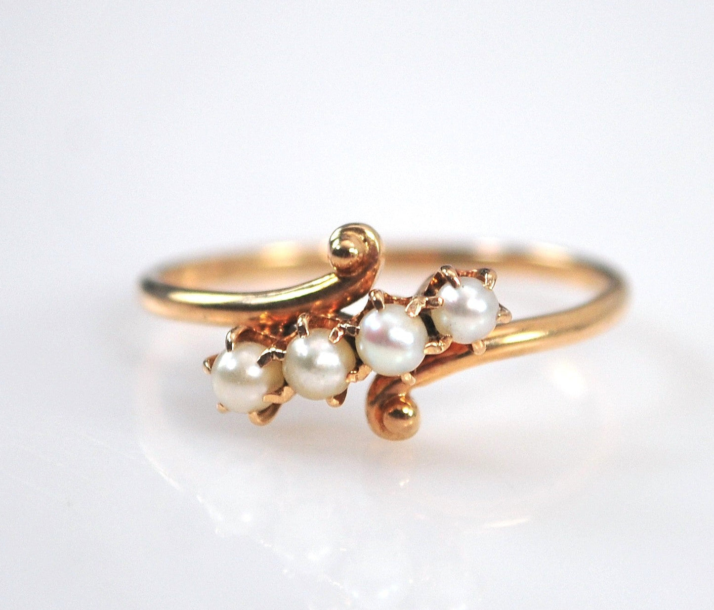 Vintage 14K Gold Pearl Ring