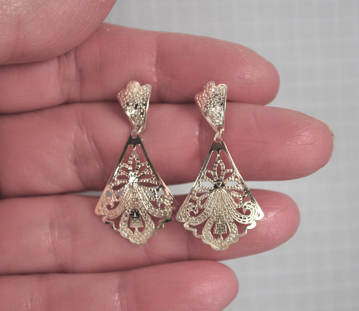 Vintage JCM 14K Gold Filagree Earrings