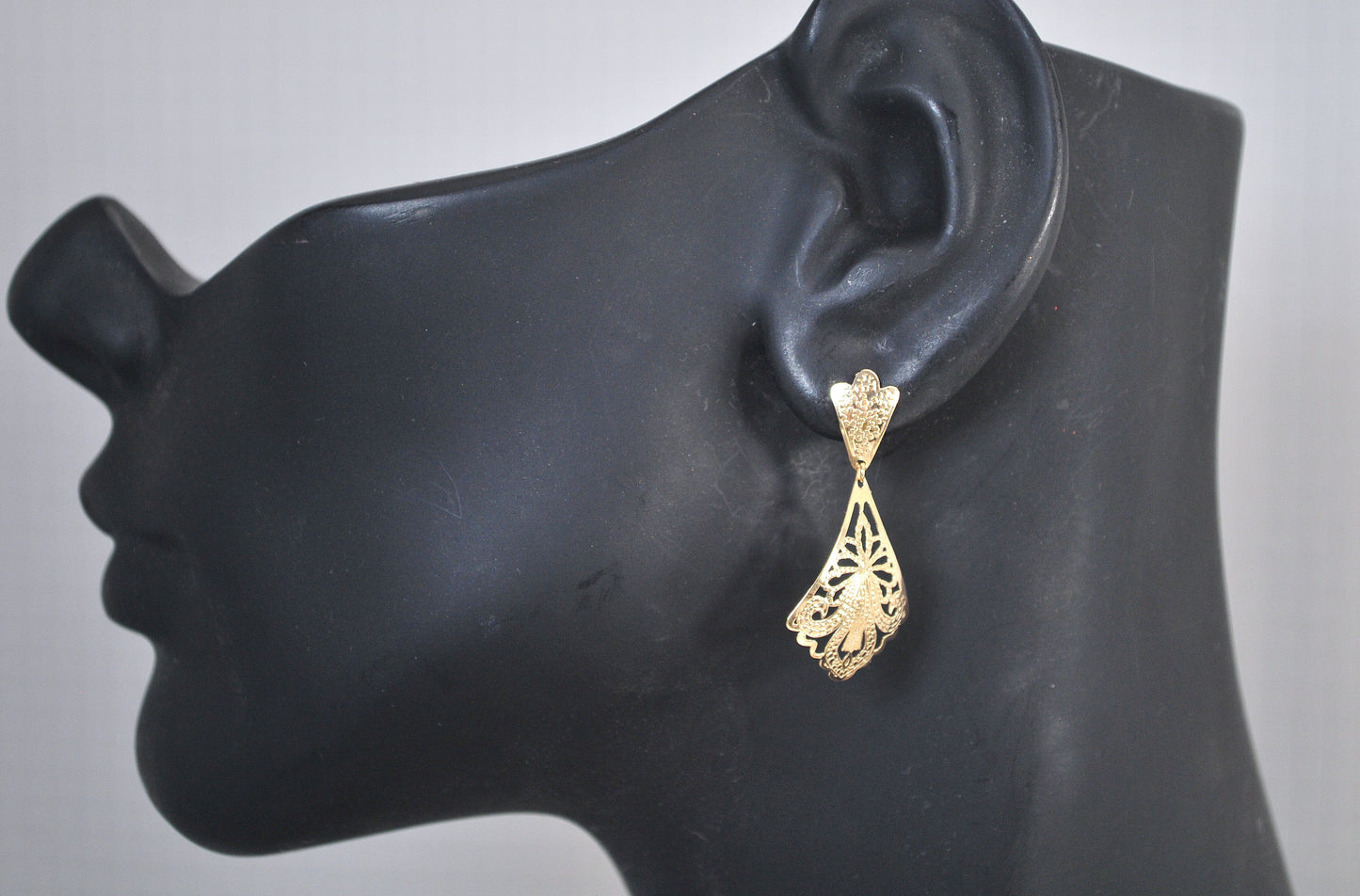 Vintage JCM 14K Gold Filagree Earrings