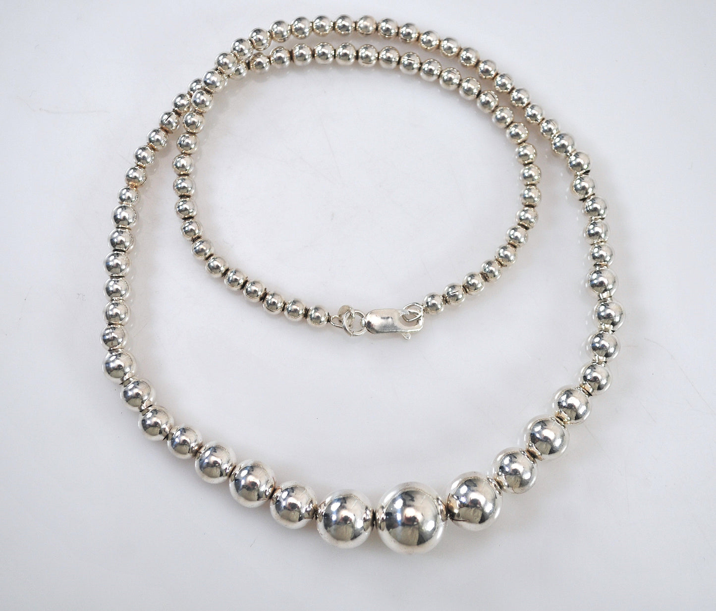 Sterling Silver Graduated Bead Ball Necklace, 18 Inches