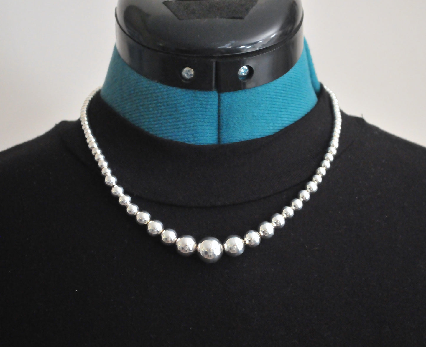 Sterling Silver Graduated Bead Ball Necklace, 18 Inches