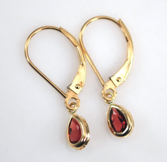 LIGHTWEIGHT 14K Gold Garnet Earrings
