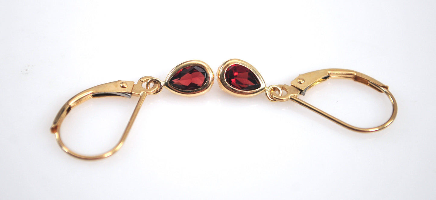 LIGHTWEIGHT 14K Gold Garnet Earrings