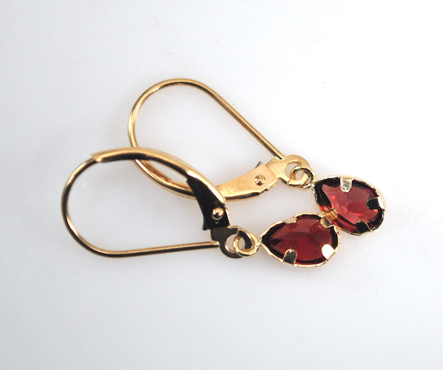 LIGHTWEIGHT 14K Gold Garnet Earrings