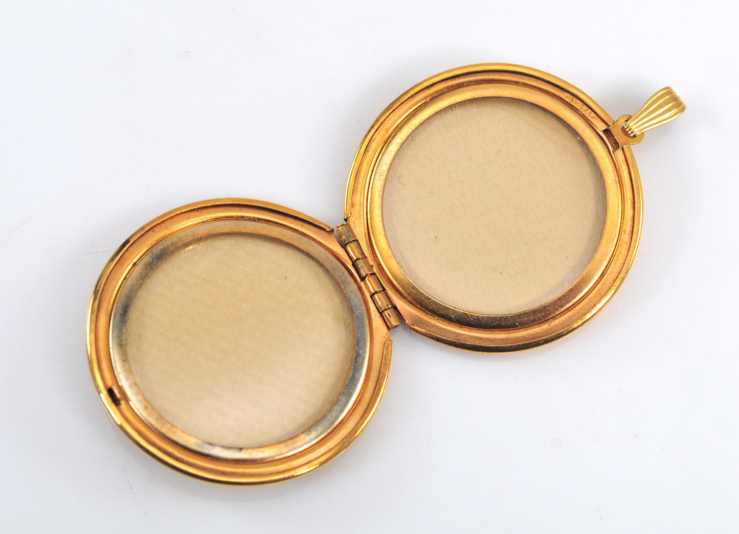 Large Vintage Hayward Gold Filled Locket
