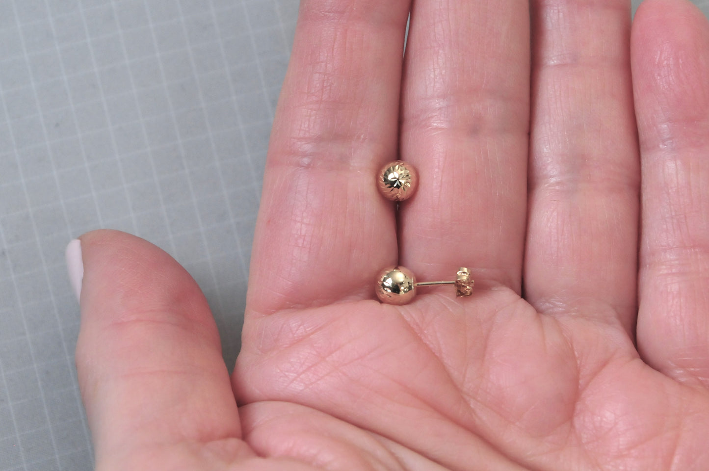 14K Gold 5.5mm Ball Stud Earrings