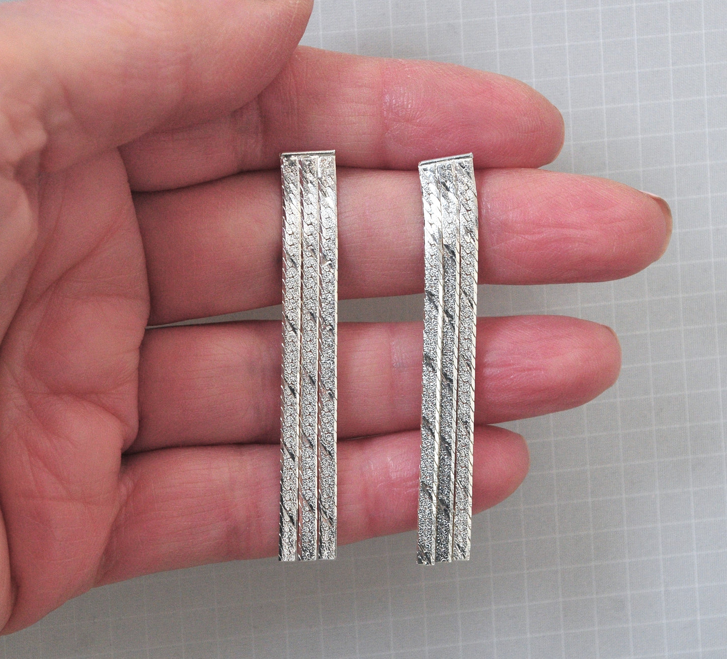 Milor Sterling Silver Chain Earrings