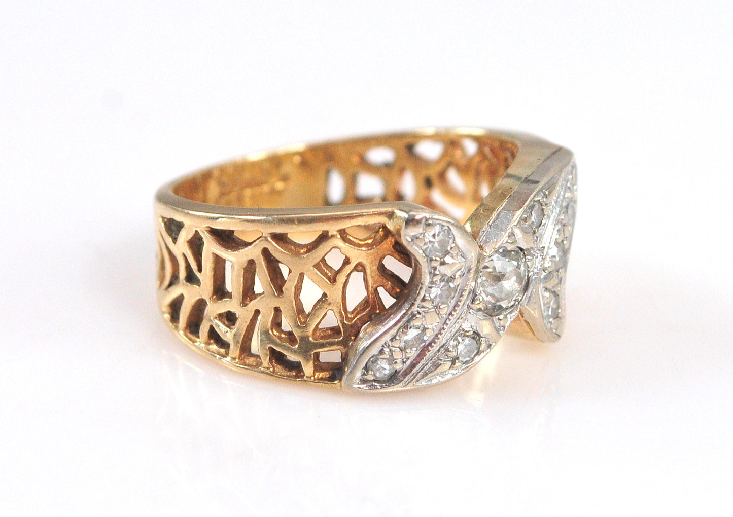 kaynar 14K Gold 1/4 CTW Diamond Ring