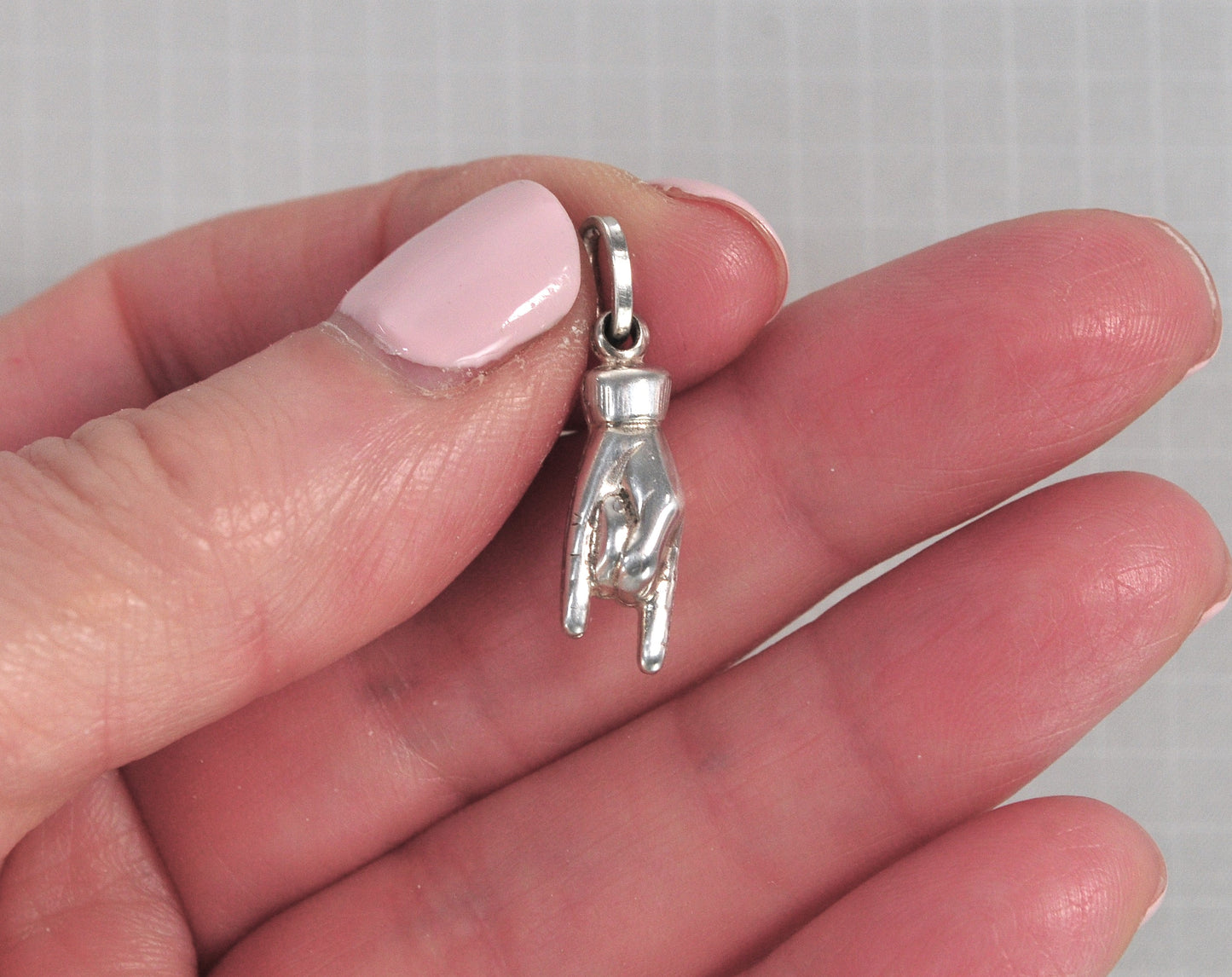 SMALL Sterling Silver Italian Good Luck Hand Pendant